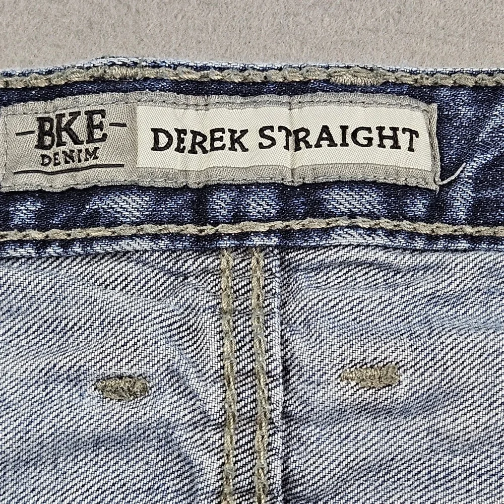 BKE Derek Straight Leg Jeans Mens Sz 40L Cotton Distressed‎ Blue Denim